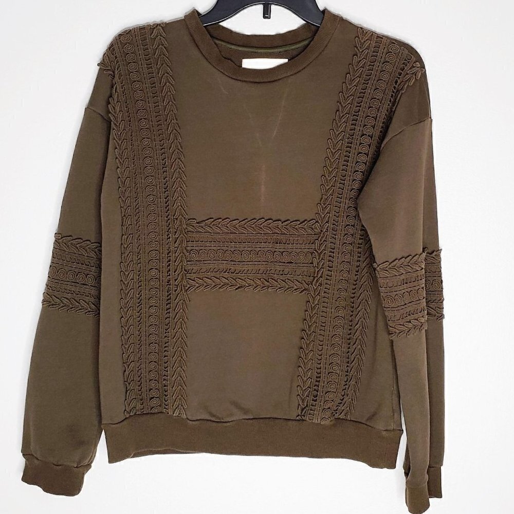 Embroidered design sweatshirt women size Small